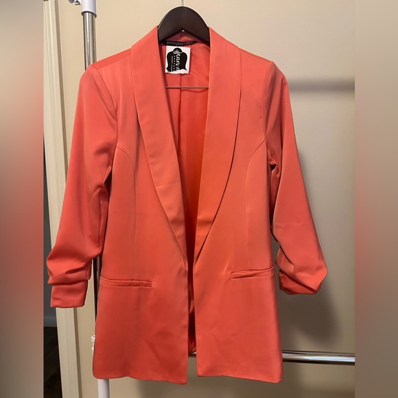 Women’s Blazer - Picture 2 of 4